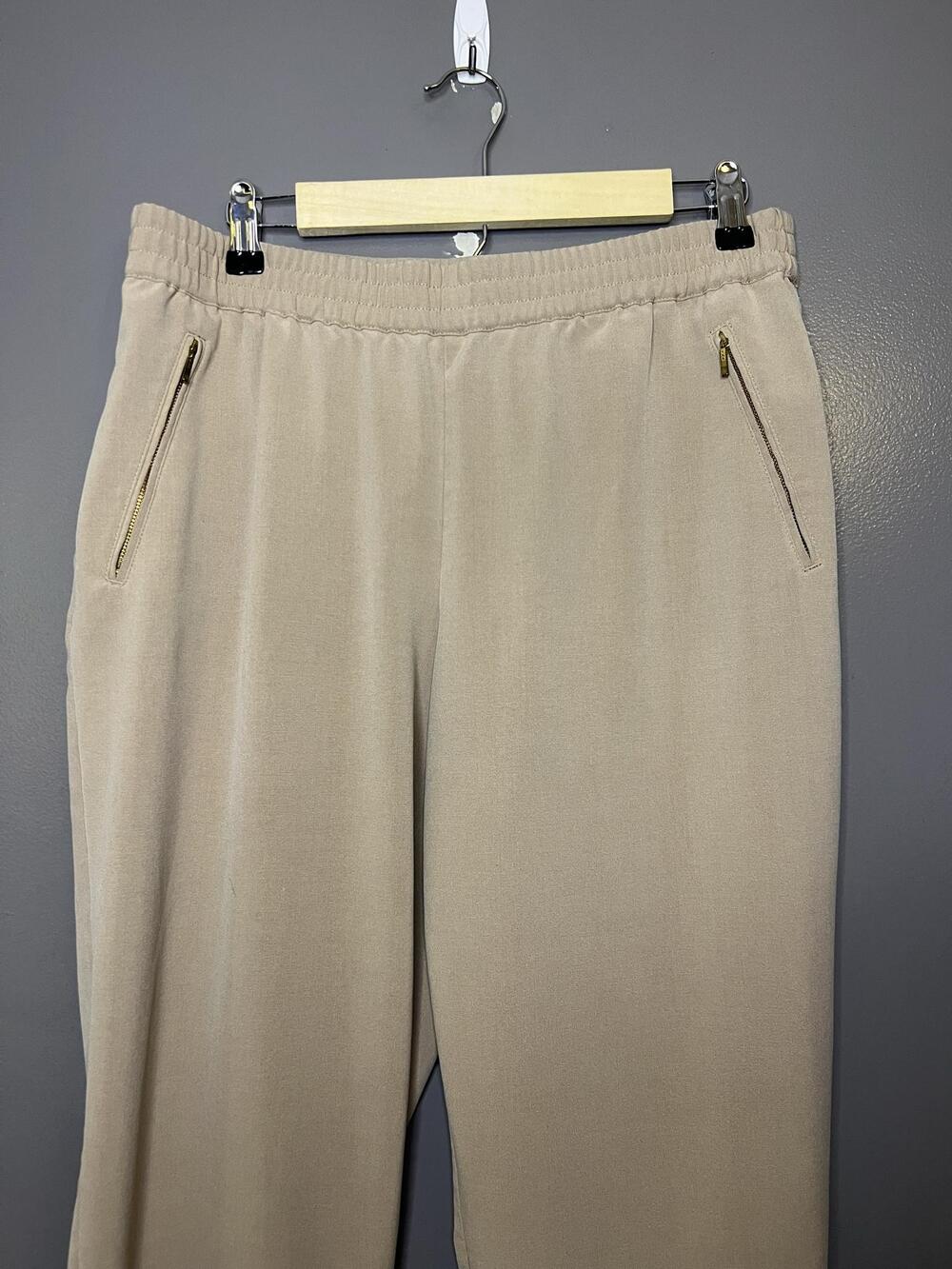 Chico's Pants Womens XL Beige Crepe Jogger Elastic Waist Zip Pockets Cuffed
